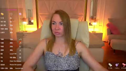 Snapshot of vixenmuse chatting on June 11, 2026, 9:24 pm Ur Lady online show from June 11, 2026, 9:24 pm