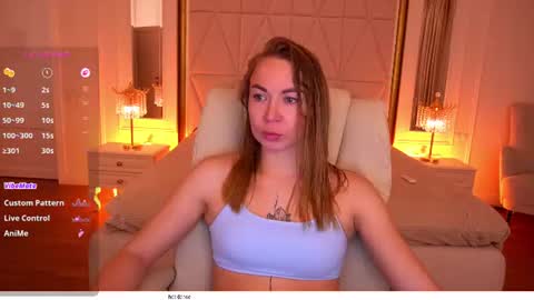 Snapshot of vixenmuse chatting on June 21, 2026, 8:11 pm Ur Lady online show from June 21, 2026, 8:11 pm