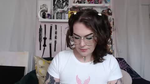 Snapshot of vixinvvitch chatting on July 7, 2026, 4:44 pm VIXIN online show from July 7, 2026, 4:44 pm