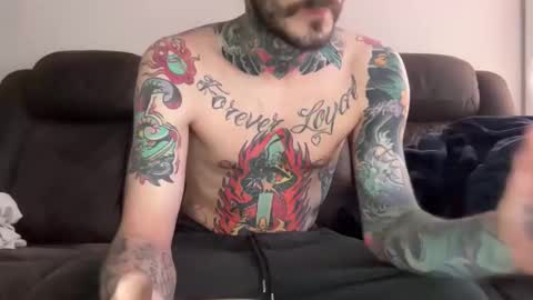 VJ online show from November 18, 2025, 7:07 pm