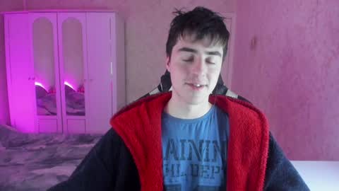 Snapshot of vlad1605 chatting on January 20, 2025, 3:28 pm Martin online show from January 20, 2025, 3:28 pm