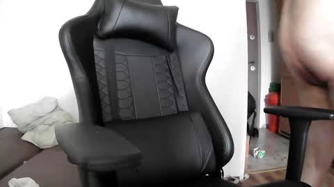 vladroma1 online show from March 29, 2026, 6:57 am