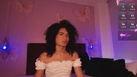 Snapshot of vnuss__ chatting on June 25, 2026, 7:02 am VENUS online show from June 25, 2026, 7:02 am