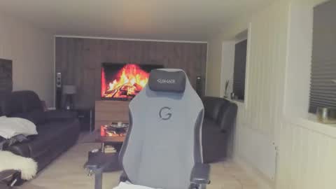 Snapshot of vodkabar123 chatting on November 17, 2025, 11:21 pm vodkabar123 online show from November 17, 2025, 11:21 pm