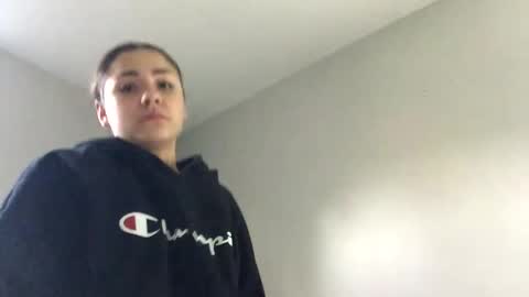 volentic online show from October 3, 2025, 11:24 pm