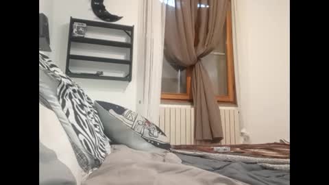 Snapshot of volpecesare419 chatting on February 23, 2025, 4:35 pm volpecesare419 online show from February 23, 2025, 4:35 pm