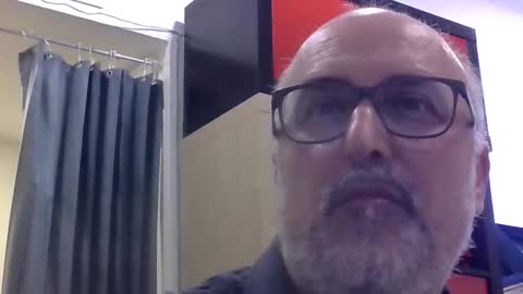 Snapshot of volpi72 chatting on November 3, 2025, 5:25 pm volpi72 online show from November 3, 2025, 5:25 pm