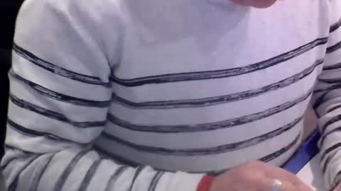 Snapshot of volpi72 chatting on November 10, 2025, 7:46 pm volpi72 online show from November 10, 2025, 7:46 pm