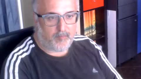 Snapshot of volpi72 chatting on July 22, 2026, 10:18 am volpi72 online show from July 22, 2026, 10:18 am