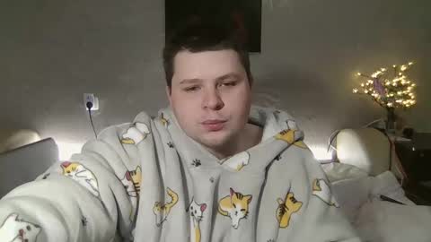 Snapshot of volshebnik_130 chatting on February 27, 2025, 4:53 pm Volshebnik1302 online show from February 27, 2025, 4:53 pm