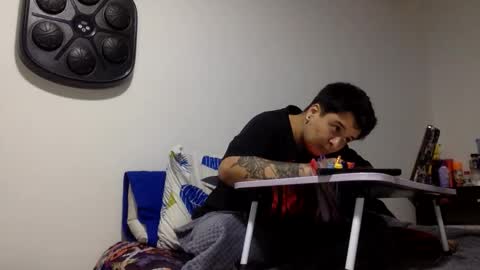 Danny and Ale online show from April 15, 2026, 7:10 pm