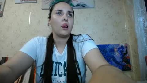 Snapshot of voulezvous_angel chatting on July 14, 2026, 10:54 am voulezvous_angel online show from July 14, 2026, 10:54 am