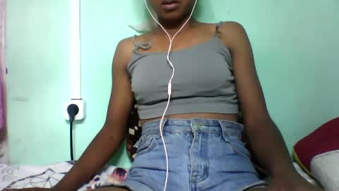 Snapshot of vounialdy chatting on January 30, 2025, 5:39 pm vounialdy online show from January 30, 2025, 5:39 pm