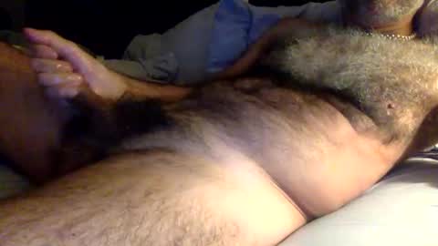 Enjoy guys of all ages if you are not on cam please dont ask for requests if i dont respond dont think im ignoring you i online show from April 5, 2026, 9:06 am