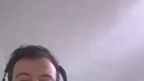 VRED online show from October 1, 2025, 7:09 pm