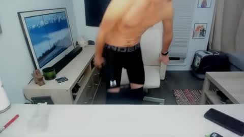 Snapshot of vulgaralex320 chatting on February 4, 2025, 3:54 am Vulgaralex320 online show from February 4, 2025, 3:54 am