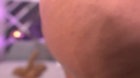 Violeta online show from October 25, 2025, 3:36 am