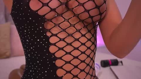 Violeta online show from December 5, 2025, 3:15 am