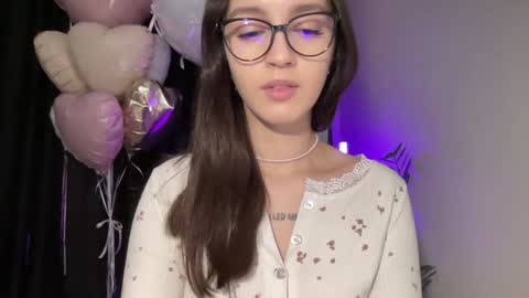 Alice  Before pvt write to me in PM  online show from January 23, 2025, 3:11 pm