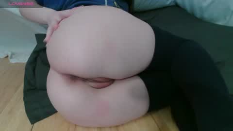 Snapshot of wacky_weirdo chatting on July 14, 2026, 6:40 am Rose online show from July 14, 2026, 6:40 am