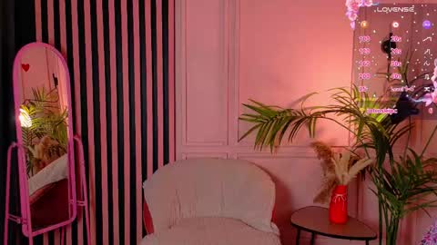 Ketrin online show from May 15, 2026, 6:42 am