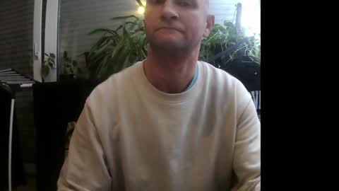 Snapshot of wailersgun chatting on December 23, 2024, 10:23 pm wailersgun online show from December 23, 2024, 10:23 pm