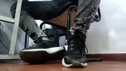 Snapshot of waltherfeet_ chatting on May 22, 2026, 3:50 pm WaltherFeet online show from May 22, 2026, 3:50 pm