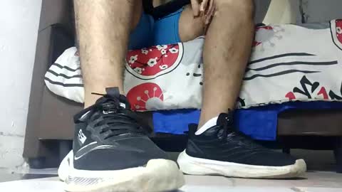 Snapshot of waltherfeet_ chatting on May 25, 2026, 1:11 am WaltherFeet online show from May 25, 2026, 1:11 am