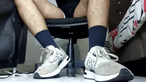 Snapshot of waltherfeet_ chatting on May 27, 2026, 1:57 am WaltherFeet online show from May 27, 2026, 1:57 am