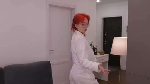 Snapshot of wandagoldston chatting on December 11, 2024, 12:02 am Rey online show from December 11, 2024, 12:02 am