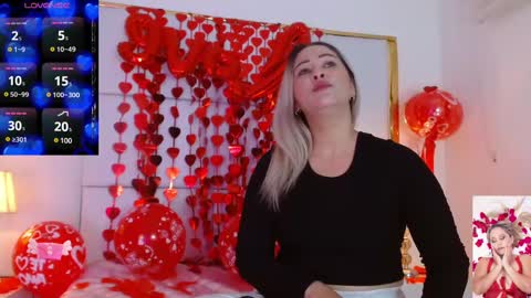Snapshot of wandahairymilf chatting on February 15, 2025, 4:14 am Wanda online show from February 15, 2025, 4:14 am