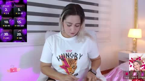 Snapshot of wandahairymilf chatting on February 28, 2025, 2:31 am Wanda online show from February 28, 2025, 2:31 am