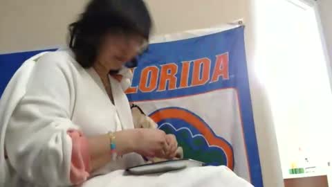 Snapshot of wandaxcosmo chatting on February 28, 2026, 8:26 am COSMOxWANDA online show from February 28, 2026, 8:26 am