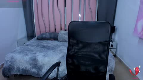 Snapshot of wandaxs69 chatting on February 3, 2025, 7:00 pm wanda online show from February 3, 2025, 7:00 pm