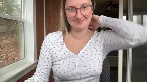 Snapshot of wanderlustjade chatting on December 9, 2024, 4:47 pm Jade  Adonis online show from December 9, 2024, 4:47 pm