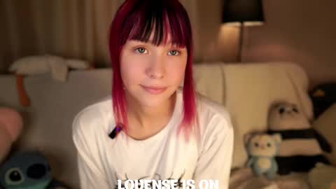 Snapshot of wanettabal chatting on October 7, 2025, 10:45 am Betti online show from October 7, 2025, 10:45 am