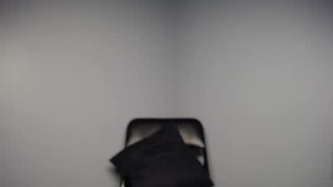 wannaplay1025 online show from February 27, 2026, 11:27 pm