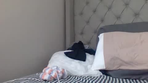 wasiancutie online show from May 16, 2026, 7:45 pm