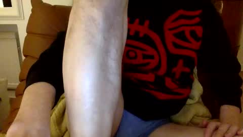 Snapshot of wave3210 chatting on March 10, 2026, 6:24 pm wave3210 online show from March 10, 2026, 6:24 pm