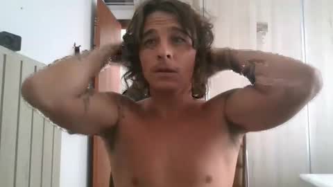 wave_boyy online show from March 16, 2026, 12:31 pm