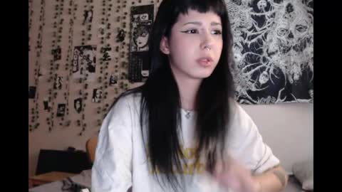 Mina online show from April 19, 2026, 12:59 pm