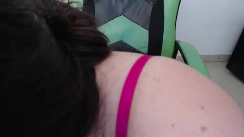 Trixie 3 online show from March 1, 2026, 4:47 am