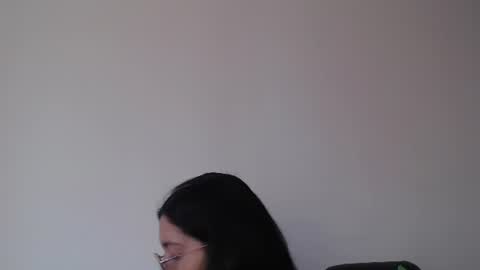 Snapshot of we_n_you chatting on July 1, 2026, 2:18 pm Trixie 3 online show from July 1, 2026, 2:18 pm