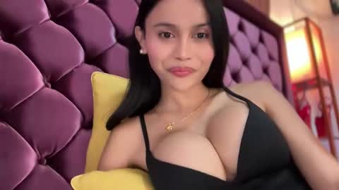 Snapshot of webcammaggie chatting on April 25, 2026, 4:04 pm Maggie online show from April 25, 2026, 4:04 pm