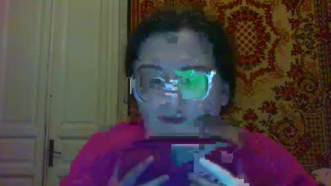 Marina online show from November 28, 2025, 8:11 pm