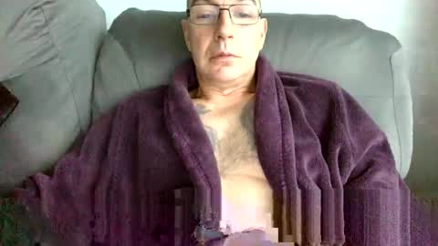 wechatistrokeurub online show from October 10, 2025, 8:13 am