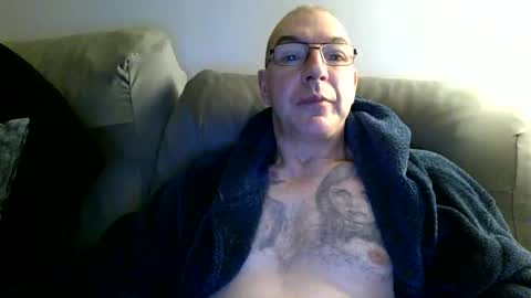 wechatistrokeurub online show from October 22, 2025, 5:08 am