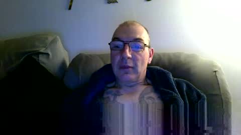 wechatistrokeurub online show from November 2, 2025, 5:43 am