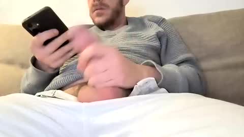 Snapshot of weeker chatting on December 2, 2024, 2:09 am ValxITALY online show from December 2, 2024, 2:09 am