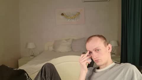 WeksaMur online show from April 6, 2026, 7:04 pm